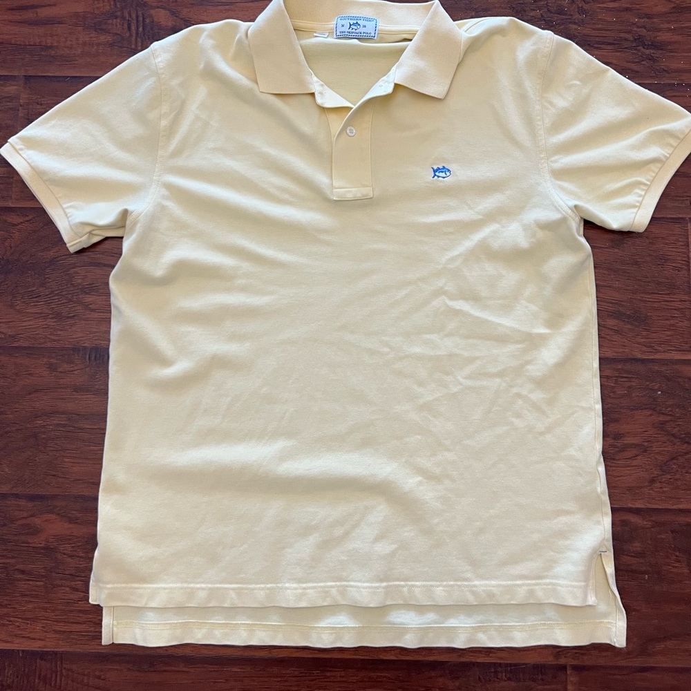 Southern Tide polo shirt. Size medium. Color yellow.